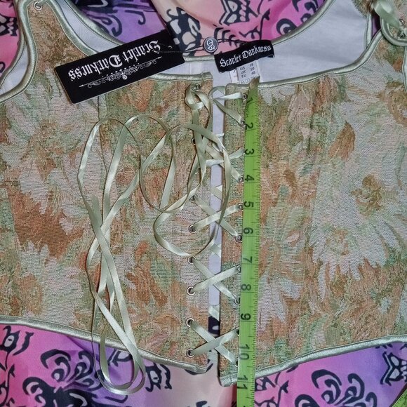 Scarlet Darkness Green Floral Corset - Picture 5 of 9
